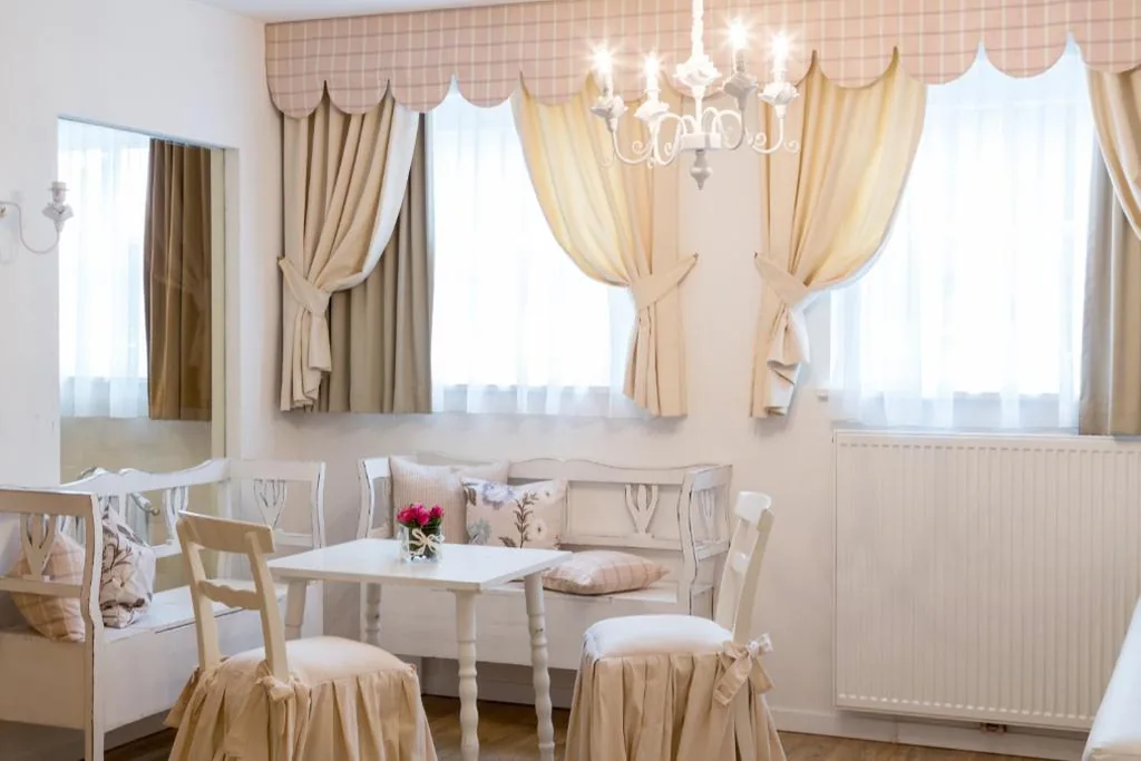 Suite — Boutique Hotel Olympia