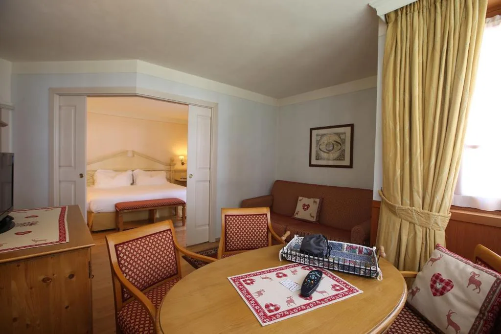 Suite Classic (3 Adulti) — Alpen Suite Hotel
