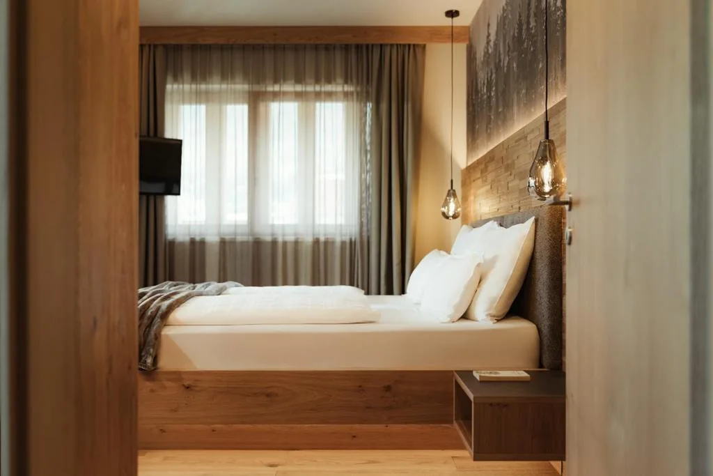 Suite with 2 Bedrooms — Hotel B&B Feldmessner