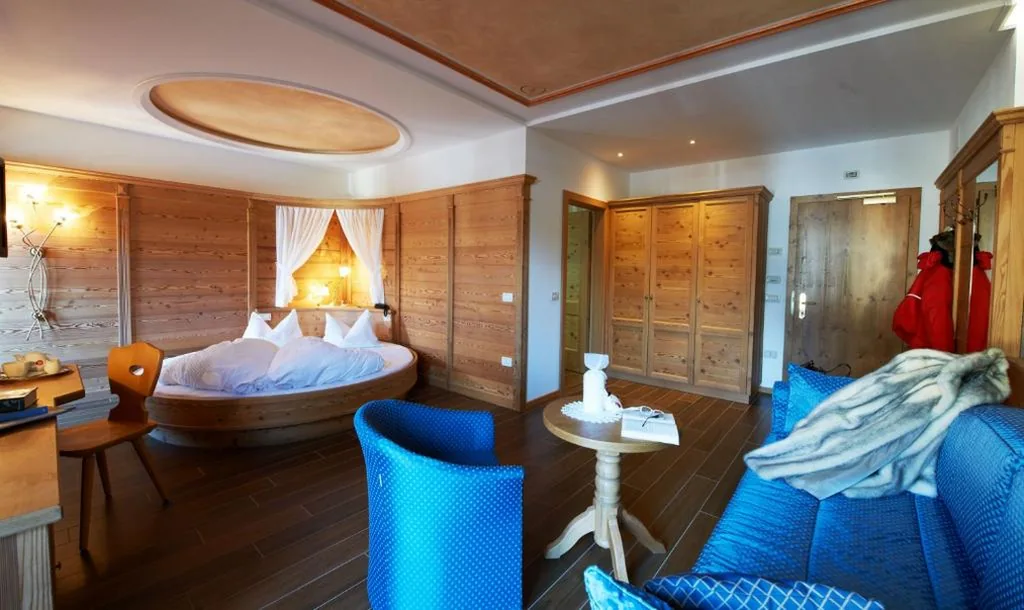 Suite con Vista Montagna — Cavallino Lovely Hotel