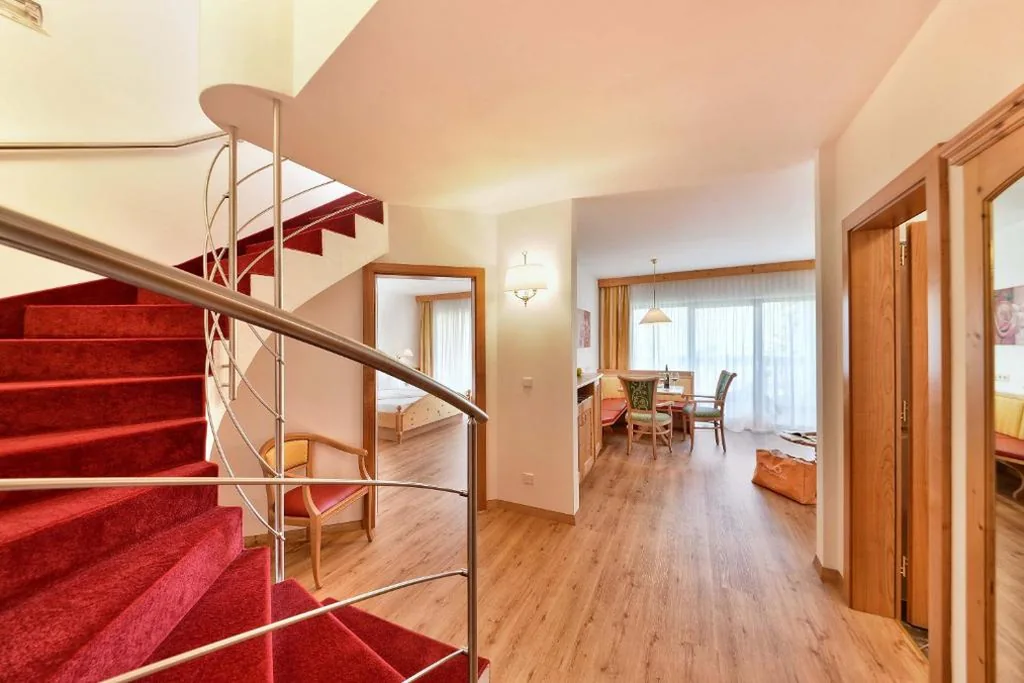 Suite con Vista Montagna — Hotel Sonnenburg