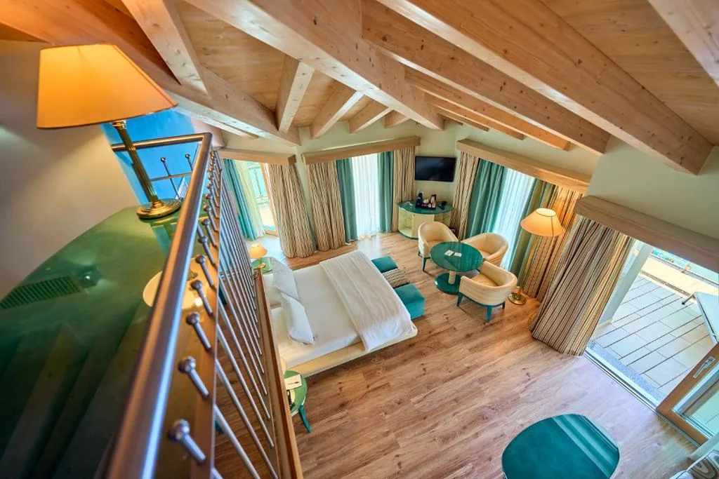 Suite Deluxe — Parc Hotel Flora S