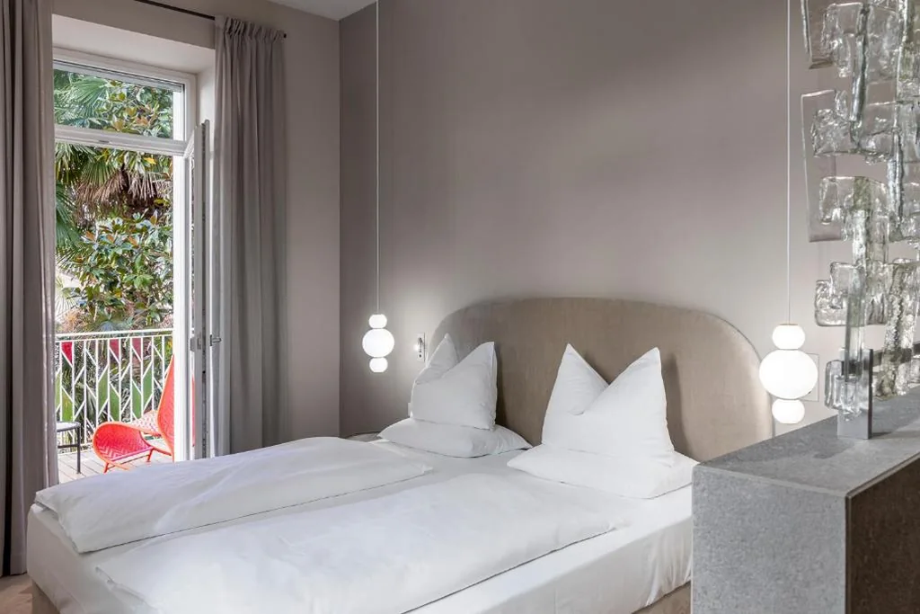 Suite Design con Balcone e Vasca — Boutique Hotel Imperialart