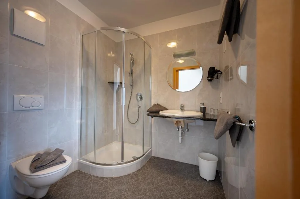 Suite — Garni Hotel Peterlinhof