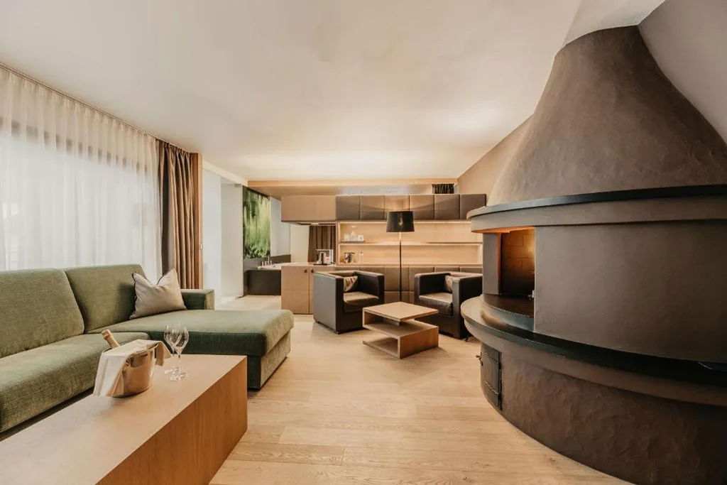 Suite — Hotel Hell