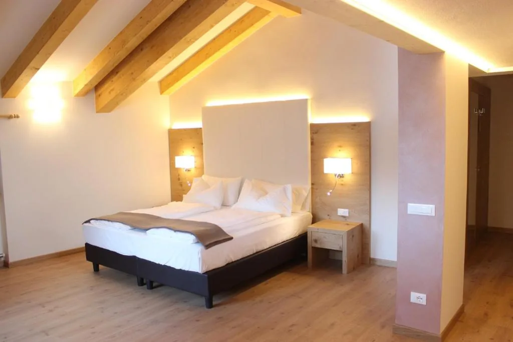 Suite King con 1 Camera da Letto e Divano-Letto — Hotel Collini