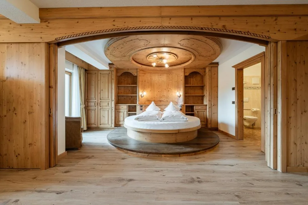 Suite Queen Deluxe — Renè Dolomites Boutique Hotel – Adults Preferred