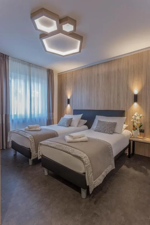 Tourist Hotel — foto 5