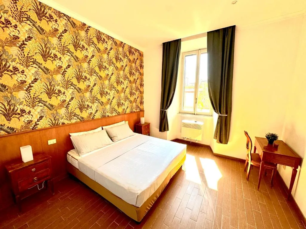 Trevi Romantic Alcova