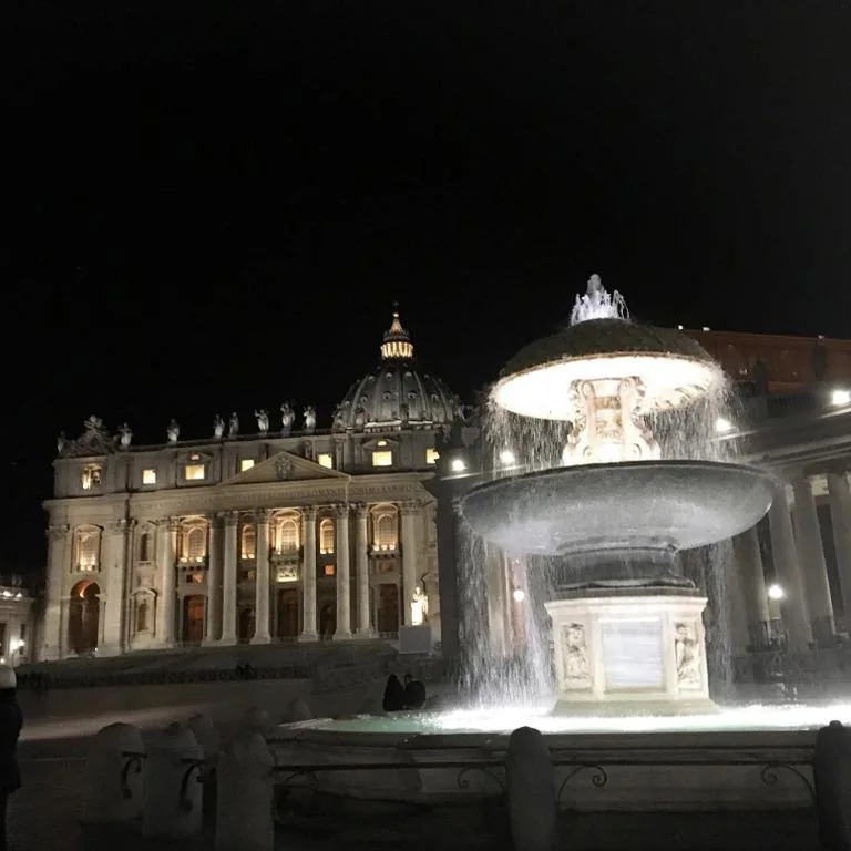 Vatican Central Suites