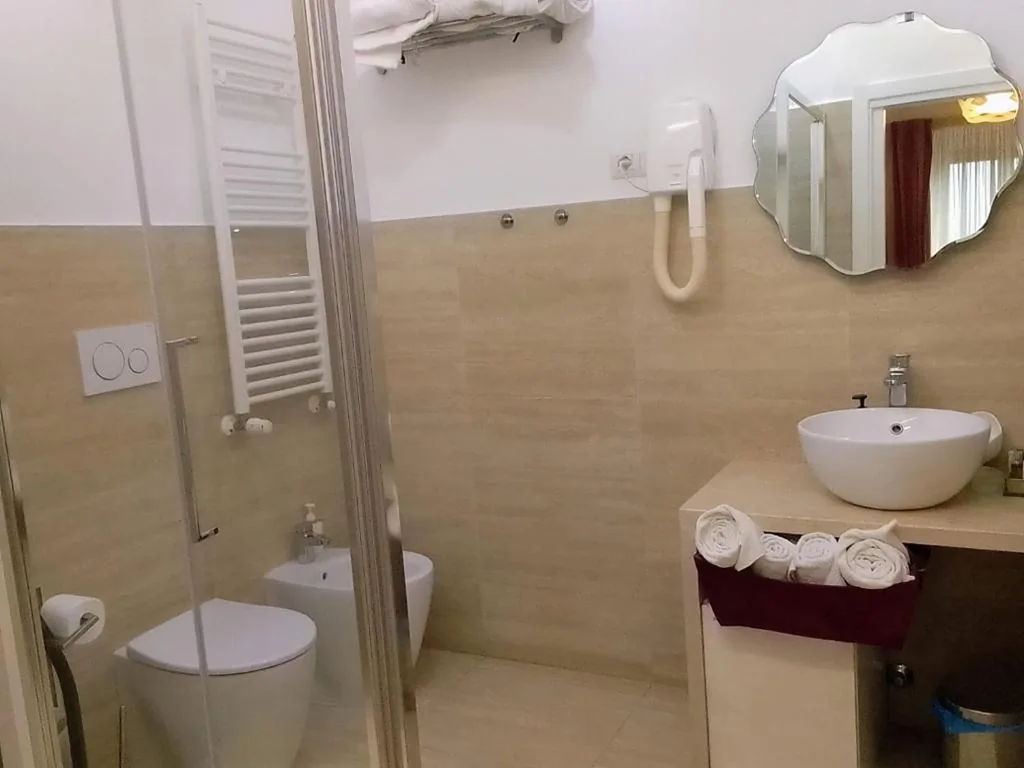 VATICAN GUEST HOUSE ROOMS in Rome — foto 7