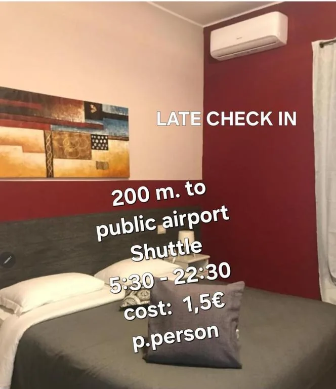 Vegan Inn Airport – Adults Only – LATE CHECK IN