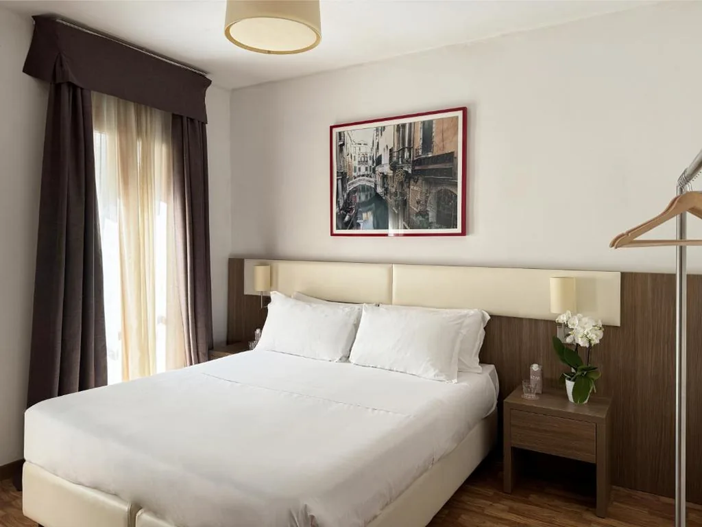2 Connecting Double Rooms — Hotel Il Moro di Venezia