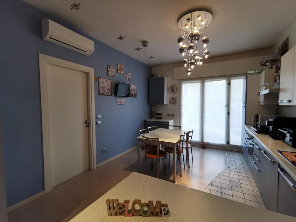 Ai Giardini Rooms -vicino Ospedale Borgo Trento e centro storico