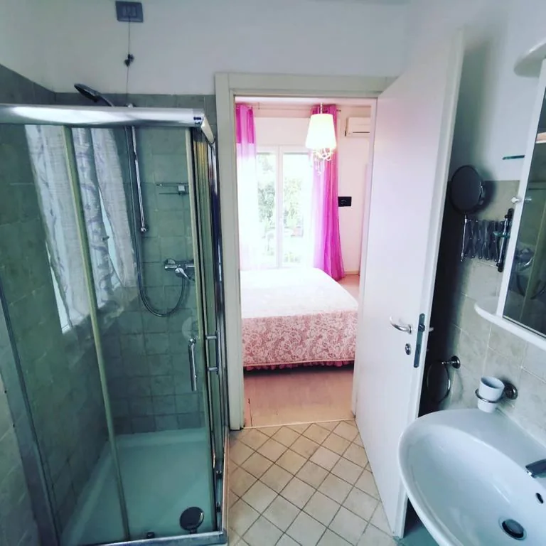 Ai Giardini Rooms -vicino Ospedale Borgo Trento e centro storico — foto 4