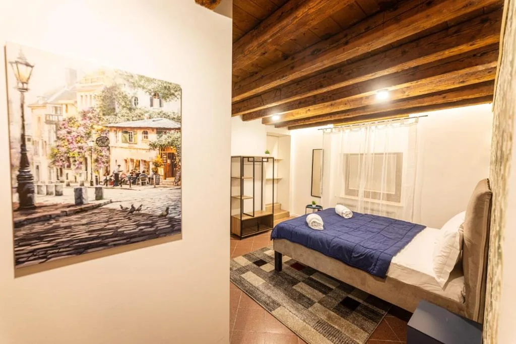 Al 18 Verona Rooms