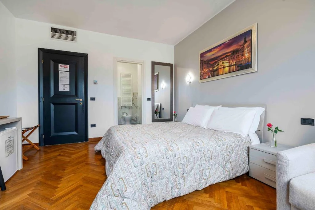 Ampia Camera Matrimoniale — Bed & breakfast Venice Friends