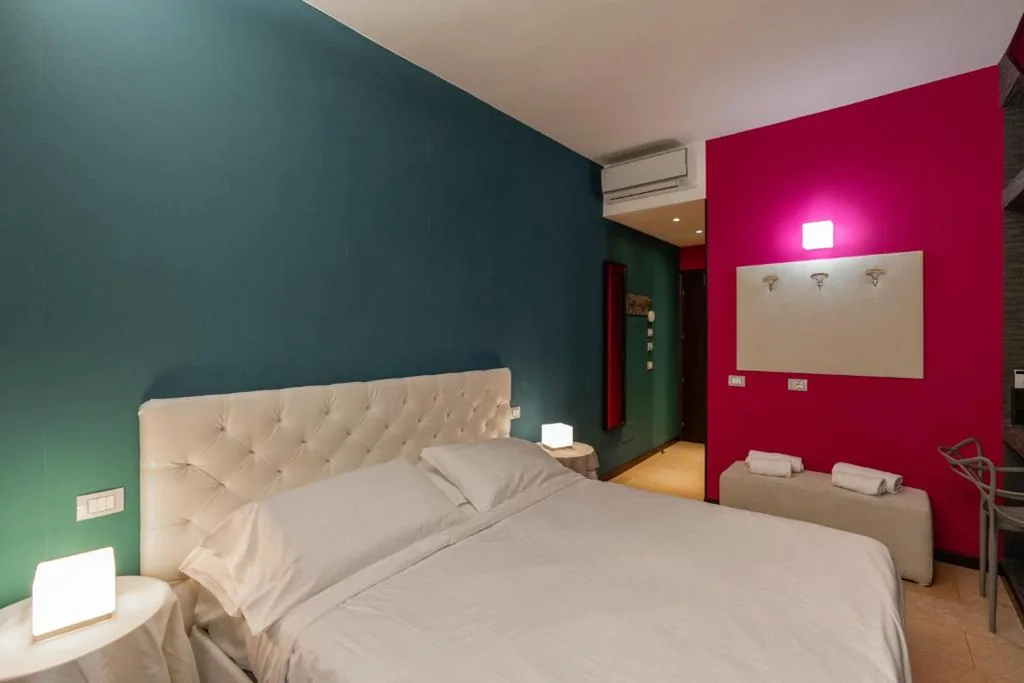 Ampia Camera Matrimoniale/Doppia con Letti Singoli — Relais La Torre – Domus Verona