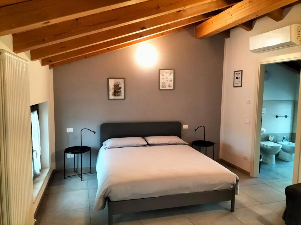 Ampia Camera Matrimoniale — La casa della Ada