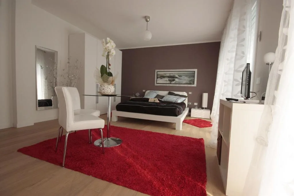 Large Double Room — La Lanterna