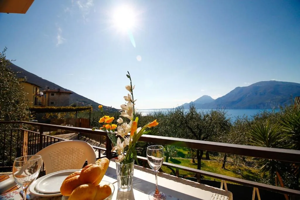 Appartamenti Casa Nina, lago,montagne, uliveti — foto 3