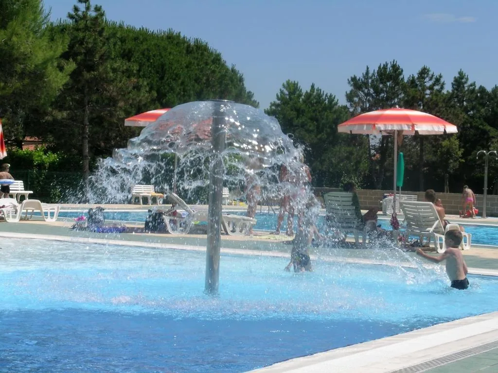 Appartamenti Valbella – with POOL — foto 5