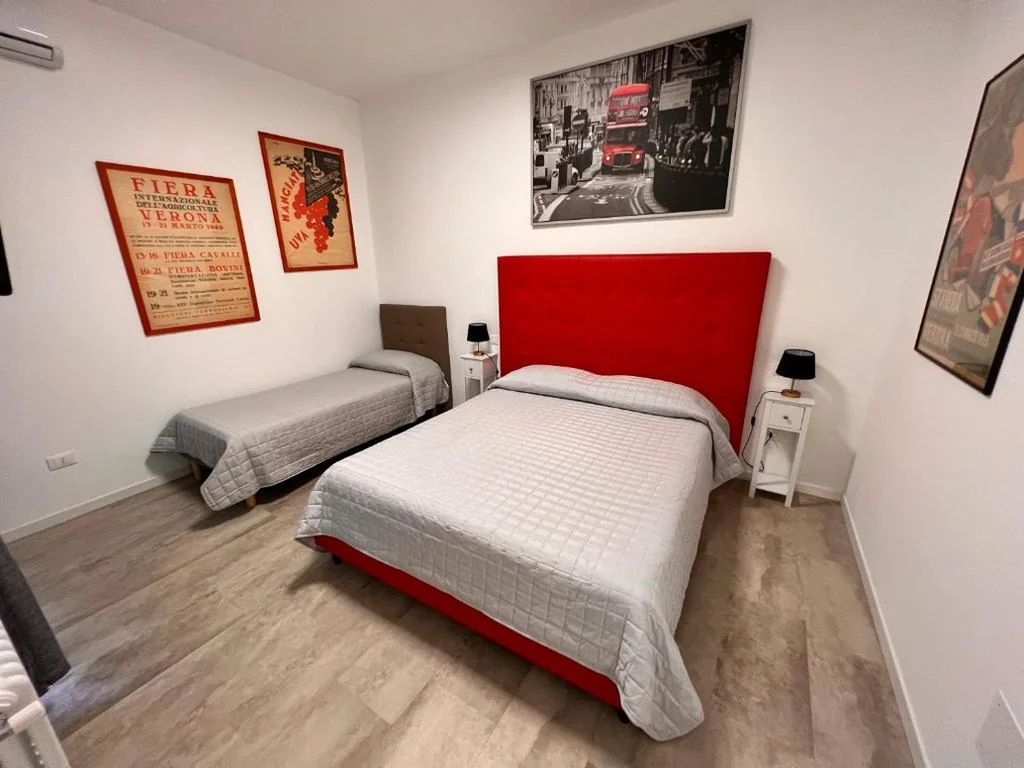 One-Bedroom Apartment — 10 Minutes B&B Bed & Breakfast