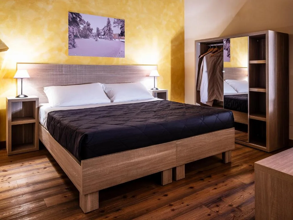 Appartamento con 1 Camera da Letto (6 Adulti) - Dependance con Accesso al Parco Termale — Parco Termale di Villa Dei Cedri