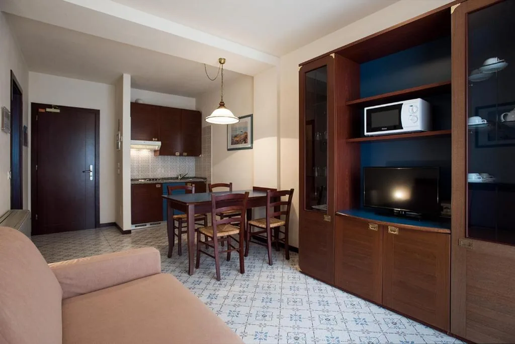 Appartamento con 1 Camera da Letto — Aparthotel Holiday