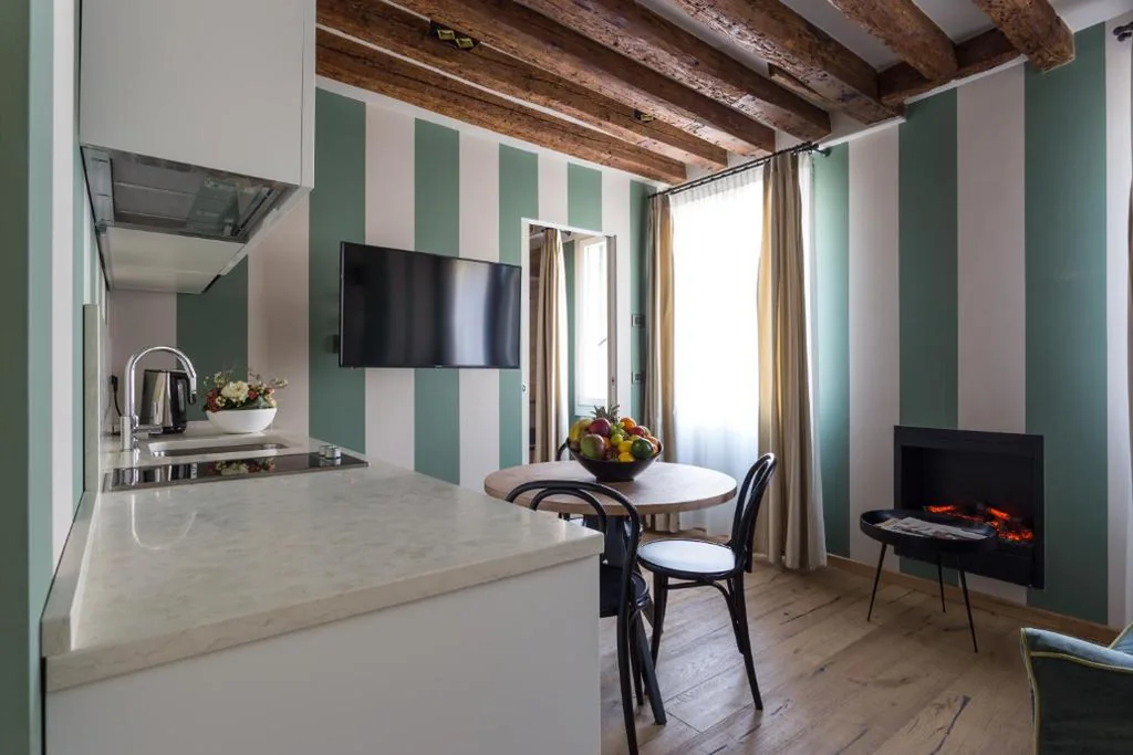 Appartamento con 1 Camera da Letto - Dependance — Hotel Tiziano