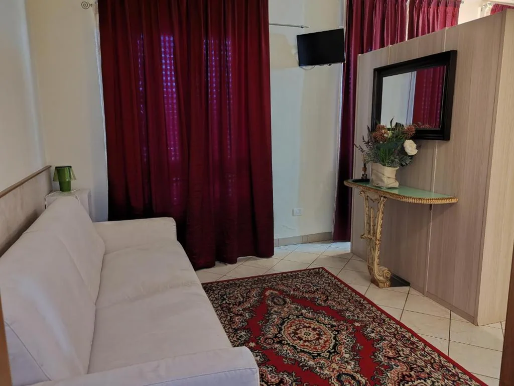 One-Bedroom Apartment with Balcony — BB Ombretta