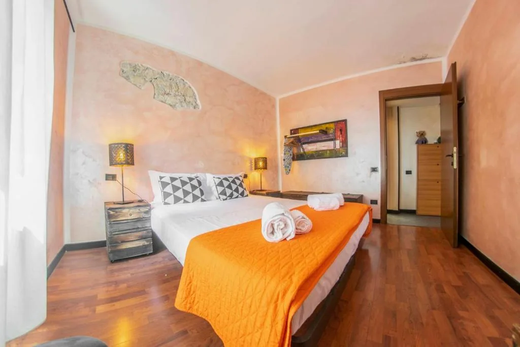 One-Bedroom Apartment with Balcony - Historic Building — Marconi Rooms and Apartments