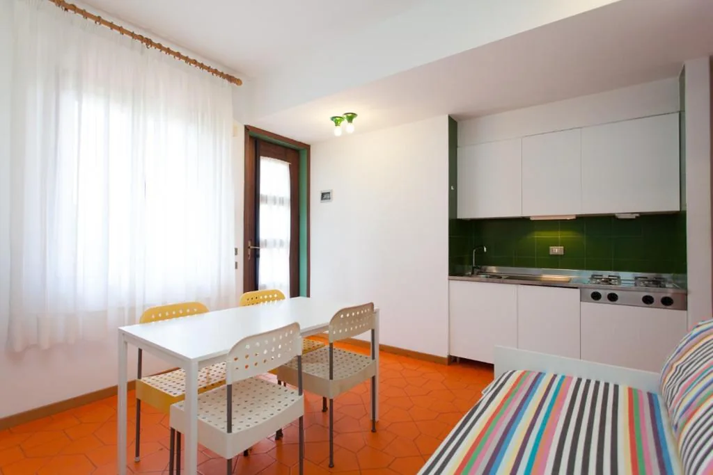 Appartamento con 1 Camera da Letto e Balcone — Villa Valentina