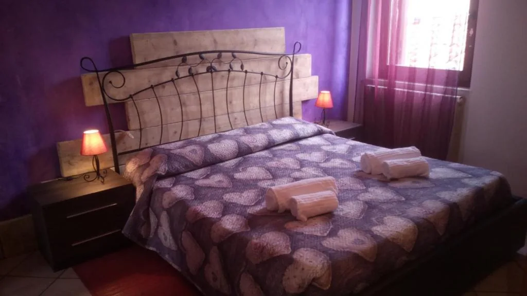 One-Bedroom Apartment - Historic Building — Marconi Rooms and Apartments