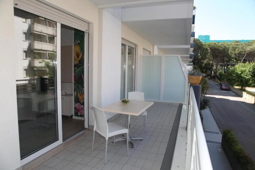 One-Bedroom Apartment — Hotel Luciana