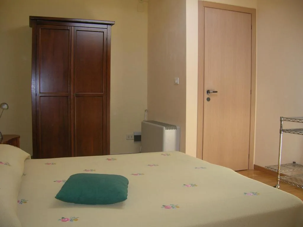 Appartamento con 1 Camera da Letto — Mansarda Raggio Di Sole