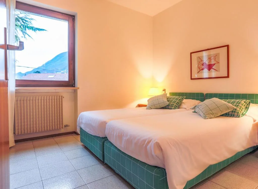 One-Bedroom Apartment — Residence il Cedro