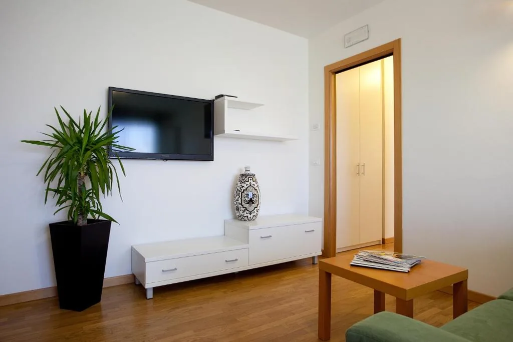 Appartamento con 2 Camere da Letto (6 Adulti) — Residence Speranza