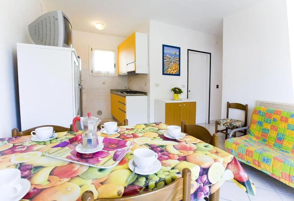 Appartamento con 2 Camere da Letto — Angela