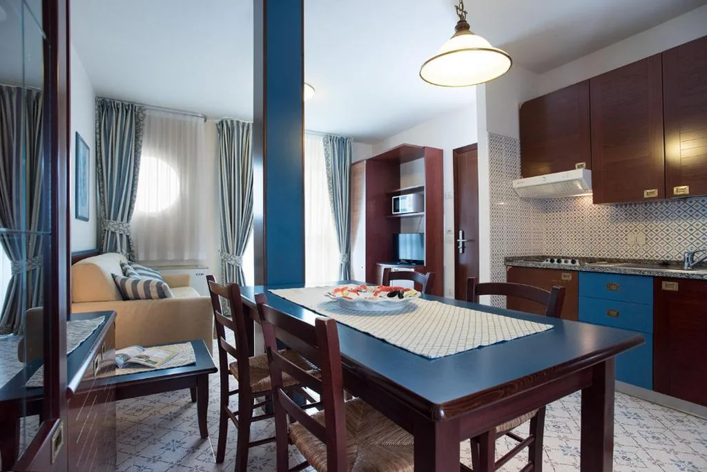 Appartamento con 2 Camere da Letto — Aparthotel Holiday