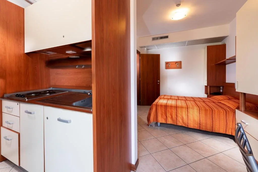 Two-Bedroom Apartment with Balcony — Hotel Sheila