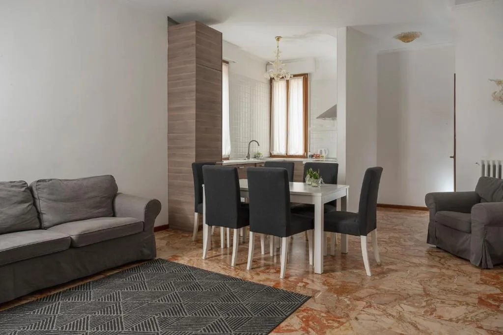 Appartamento con 2 Camere da Letto e Vista Canale - Dependance — Hotel Montecarlo