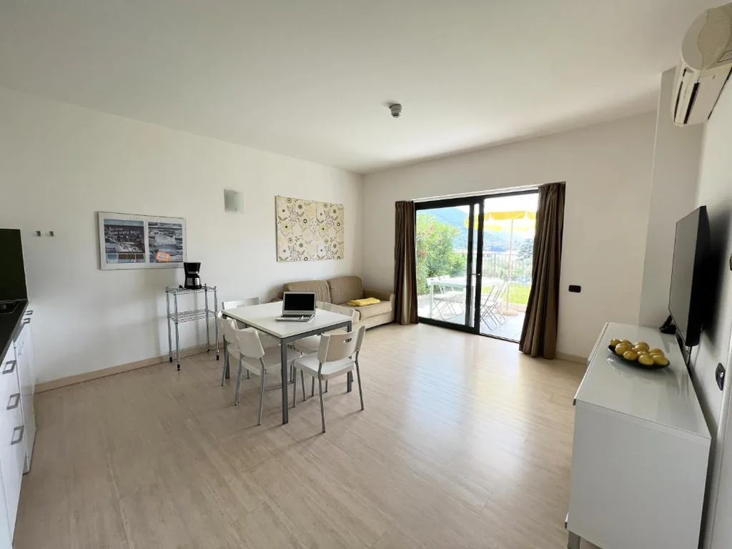 Two-Bedroom Apartment with Lake View — Residence Goethe