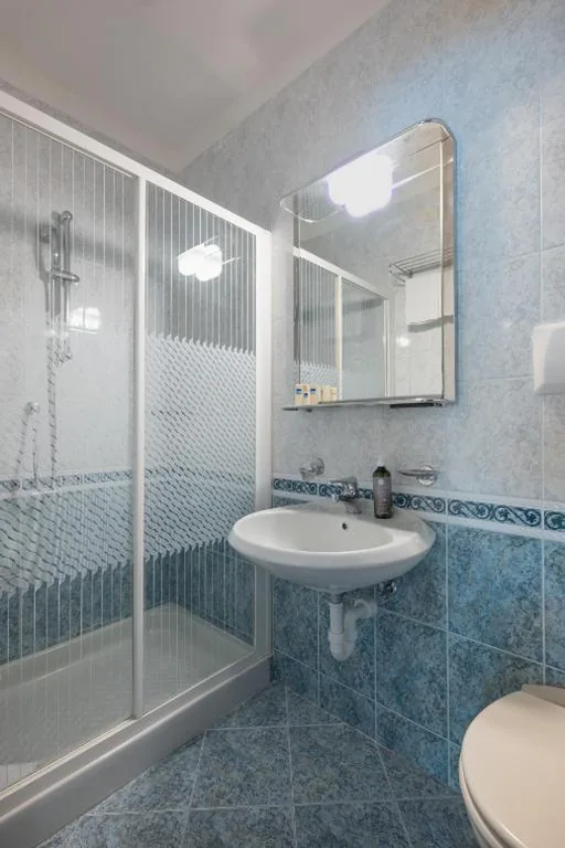 Appartamento con 2 Camere da Letto e Vista Mare — Aparthotel Holiday