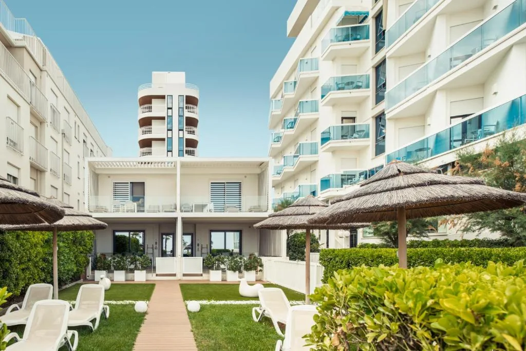 Appartamento con 2 Camere da Letto e Vista Mare - Dependance — Residence Atlantico