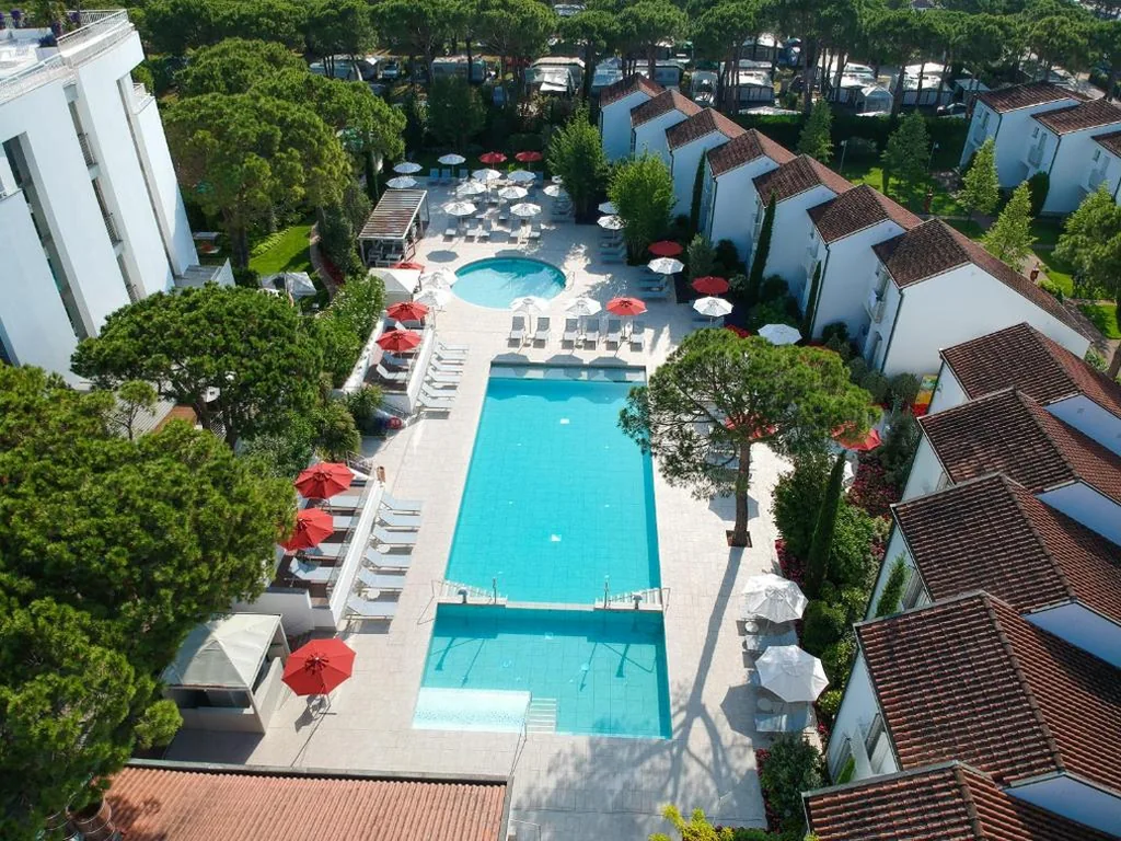 Two-Bedroom Apartment with Pool View — Art&Park Hotel Union Lido