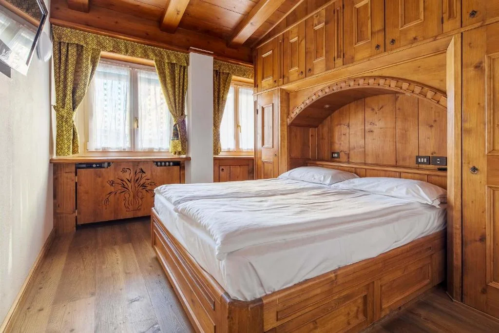 Appartamento con 2 Camere da Letto — Hotel Aquila