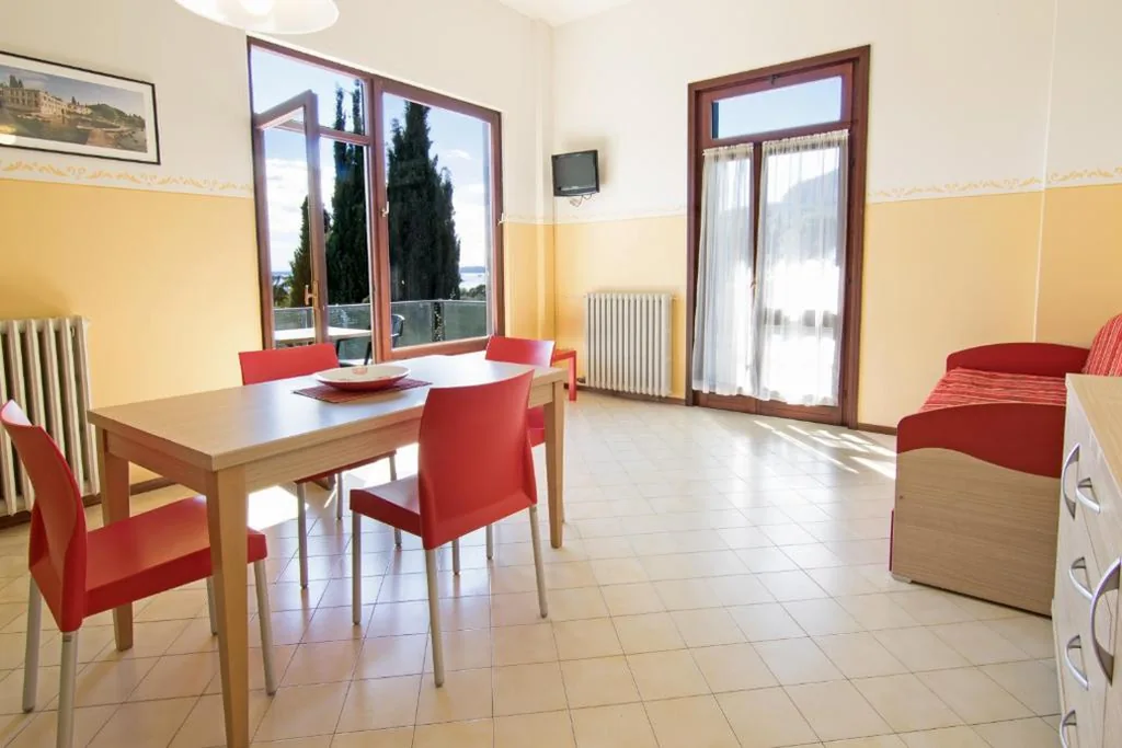 Appartamento con 2 Camere da Letto — Residence Uliveto