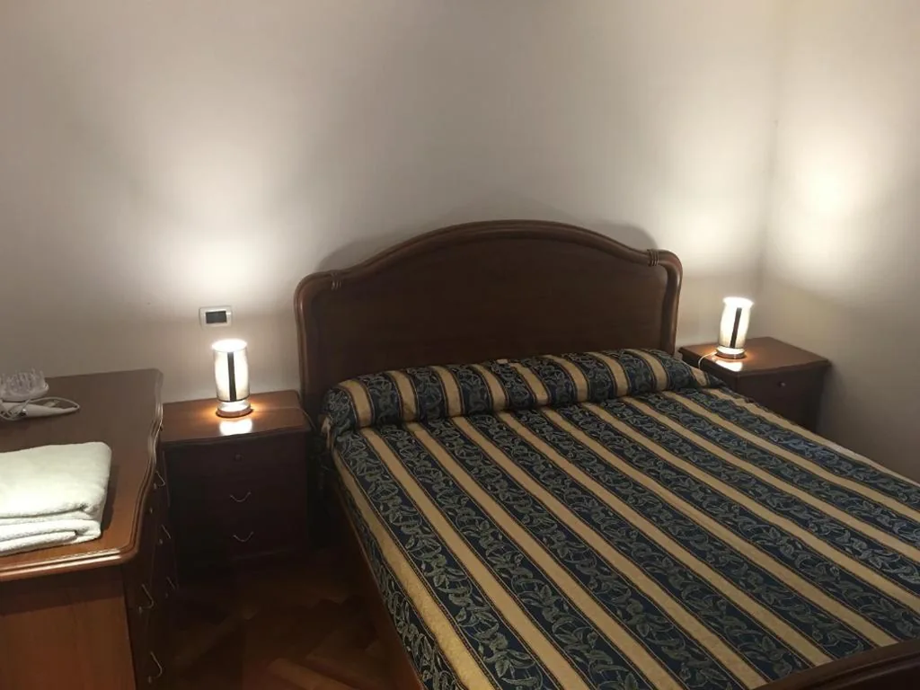 Appartamento con 3 Camere da Letto (6 Adulti) - Dependance — Albergo Marin