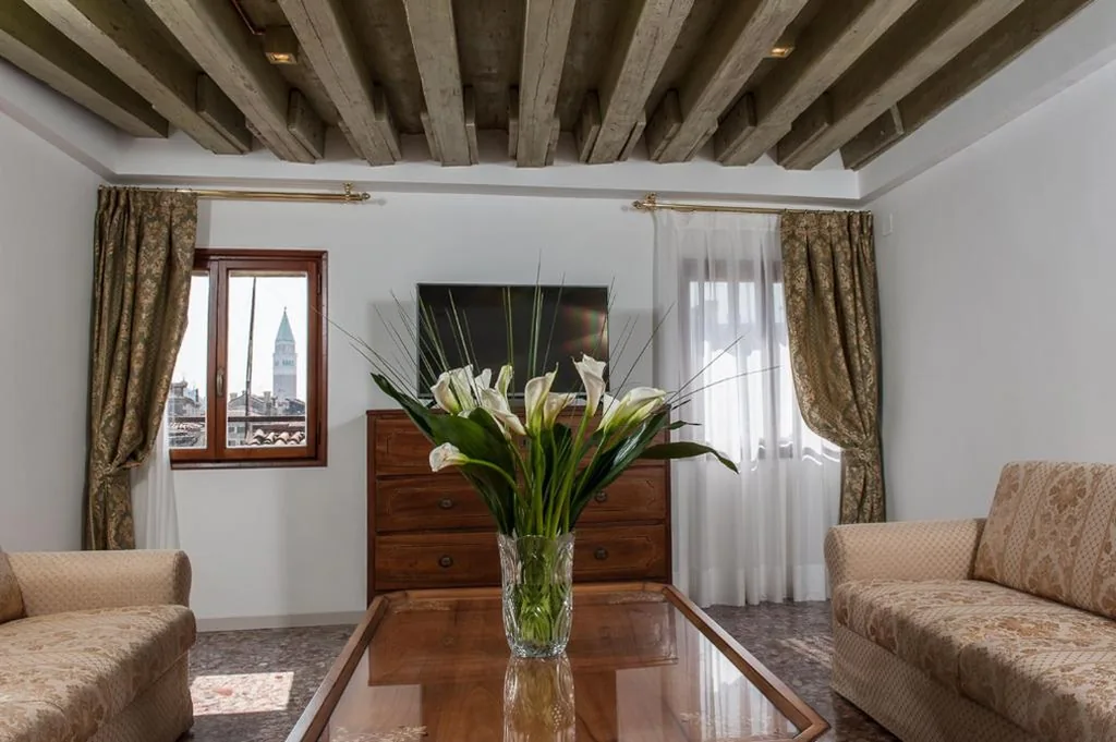 Appartamento con 3 Camere da Letto — Ca’ Cappellis – Luxury B&B and Exclusive Apartments